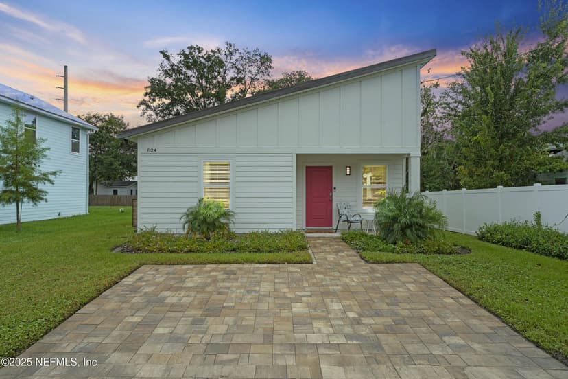 824 S RODRIQUEZ Street, St. Augustine, FL 32084