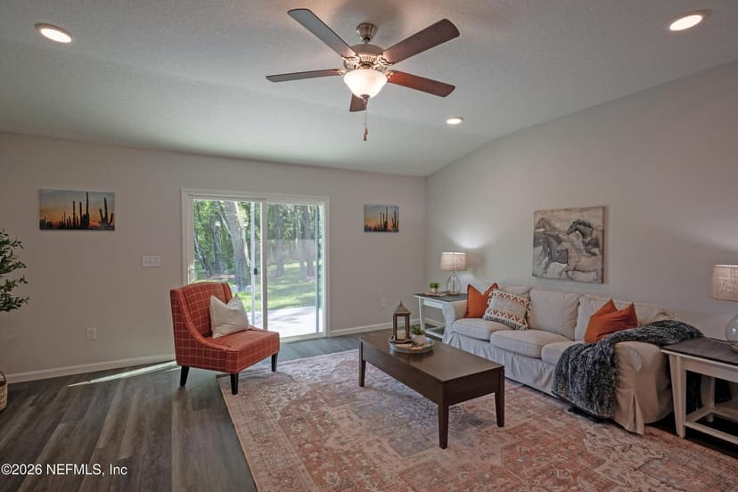 965 NOAH Road, Jacksonville, FL 32218