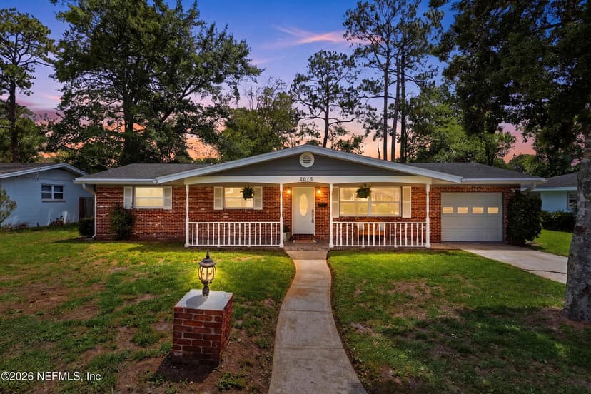 8015 MENDOZA Drive, Jacksonville, FL 32217