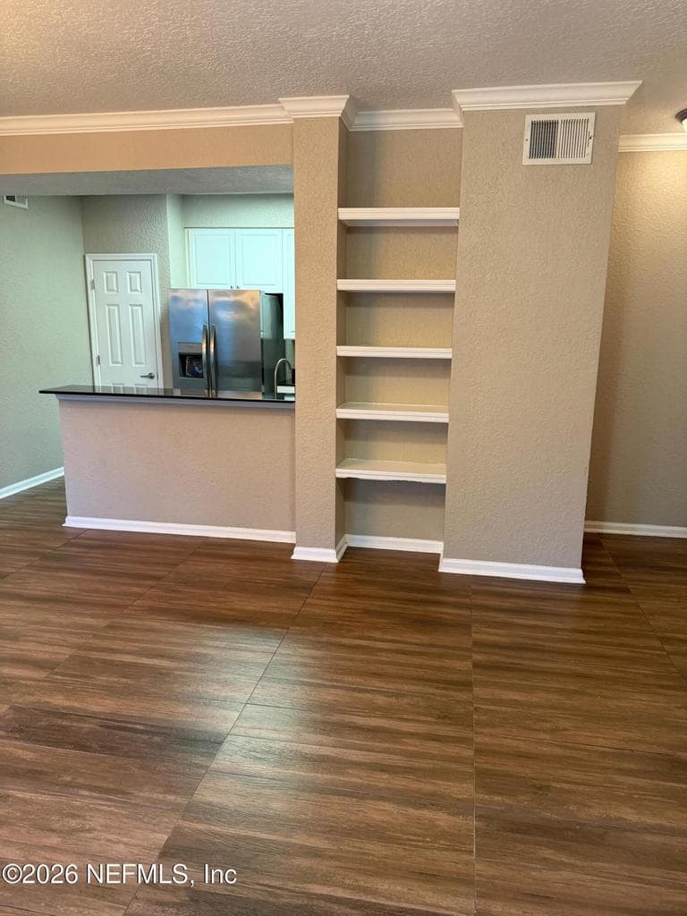 8539 GATE Parkway W 424, Jacksonville, FL 32216, Jacksonville, FL - photo 3