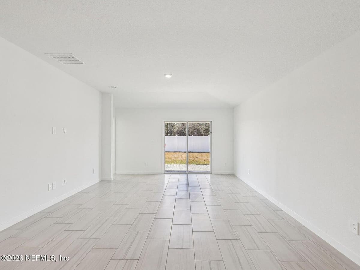 10 GARNI Drive, Palm Coast, FL 32137, Palm Coast, FL - photo 2